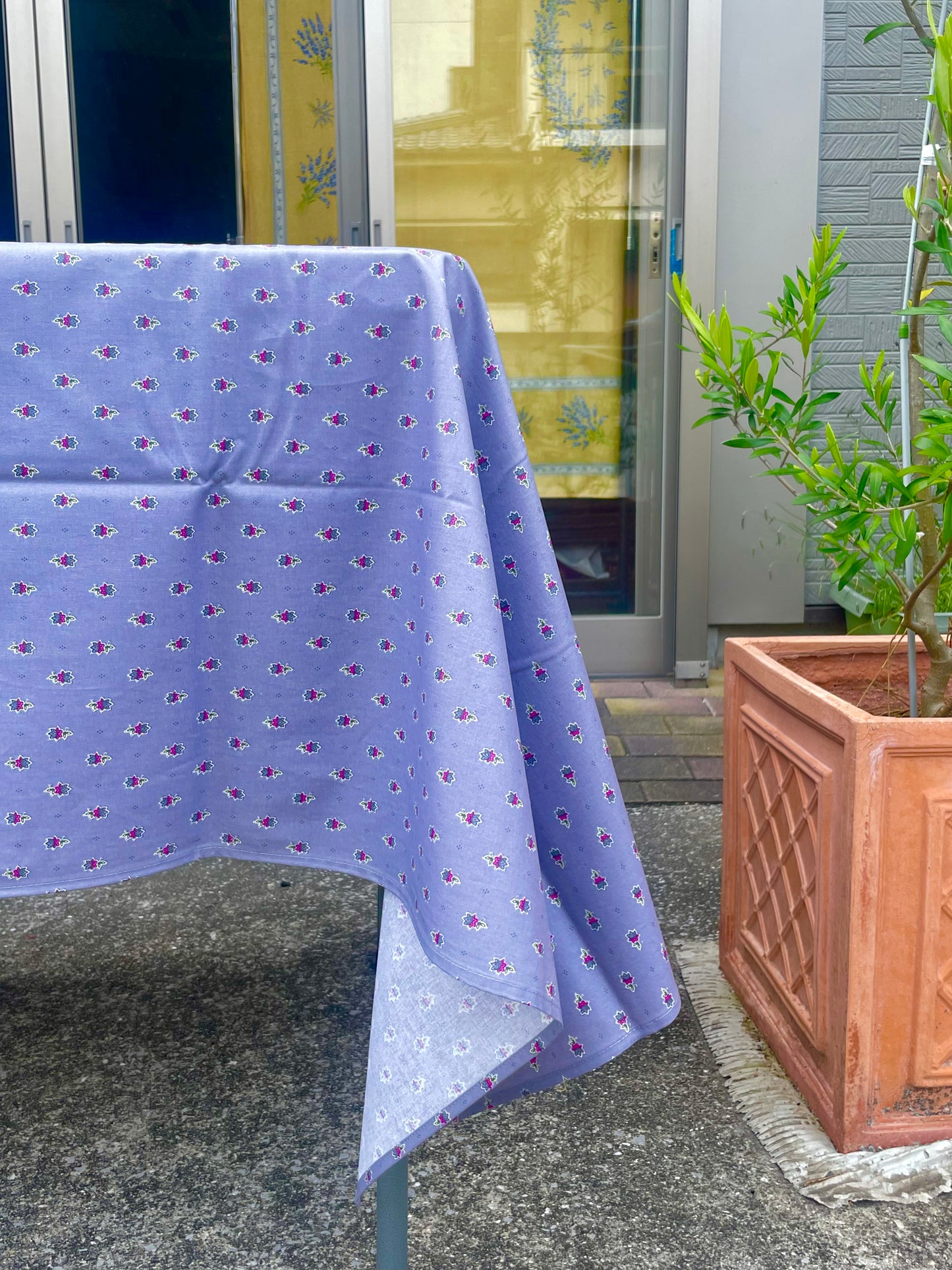 《フランス製コットン撥水クロス》テーブルクロス|アヴィニョン|250cm×150cm