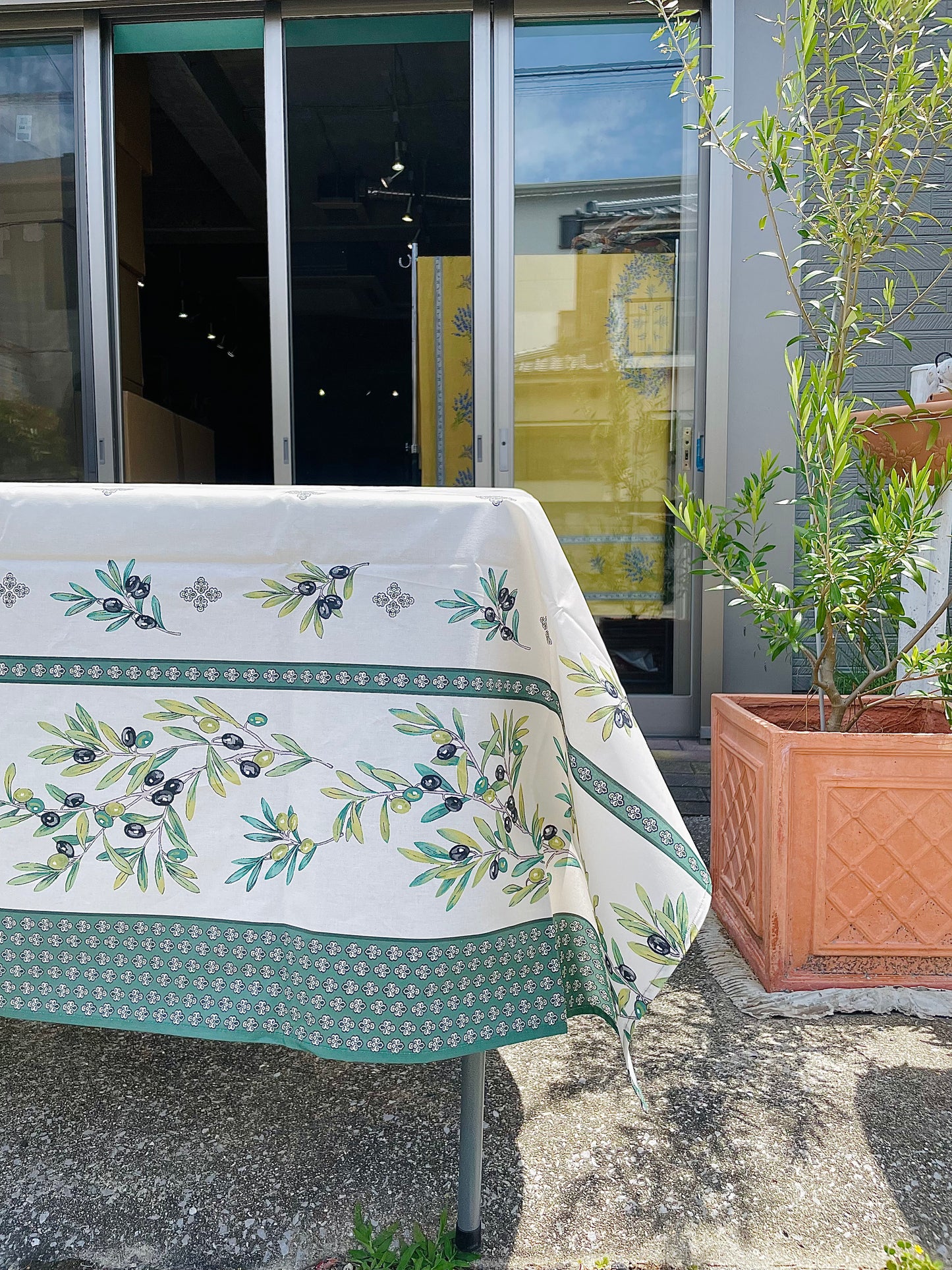《フランス製コットン撥水クロス》テーブルクロス|ガランス|250cm×150cm